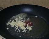 Foto langkah ke 2 dari resep Easy Nasi Tumis Ayam Rumahan.