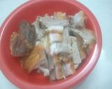Hình bước làm 1 của món Thịt heo quay kho dưa cải