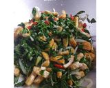 Foto langkah ke 6 dari resep Tumisan Bayam Tahu by Lun's Kitchen.