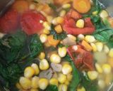 Foto langkah ke 3 dari resep Sayur bening bayam jagung manis.