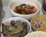 A picture of step 1 of Mi Quang with Shrimp, Pork, Ribs, and Eggs.