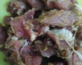 Foto langkah ke 1 dari resep Sate Sapi Goreng.