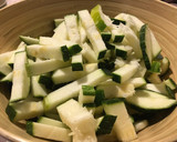 Foto del paso 1 de la receta: Guiso de verduras con salmón a la plancha