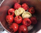 Foto del paso 1 de la receta: Crema de tomates y apio