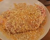 A picture of step 2 of Breaded pork chop, shrimp and mushrooms.