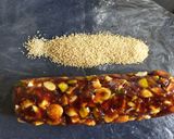 A picture of step 5 of Date and nut roll (No Sugar).