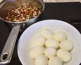 Hình bước làm 2 của món Trứng ngâm nước tương