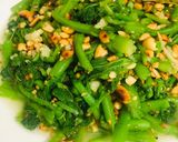 Hình bước làm 2 của món Ngọn bí đỏ trộn