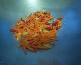 Foto langkah ke 2 dari resep Kornet Oseng Wortel.