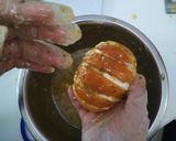 Foto langkah ke 9 dari resep Korean garlic bread with double cheese.