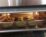 Foto del paso 3 de la receta: Tortitas de amaranto con espinaca y requesón en freidora de aire