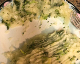 Foto del paso 1 de la receta: Arepas de yuca con brócoli