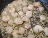 Foto del paso 3 de la receta: Pasta con gambas y brócoli 🍝