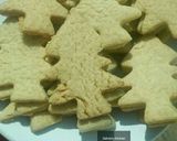 A picture of step 5 of Homemade Christmas Themed Cookies.