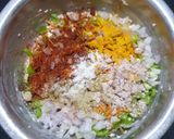 A picture of step 4 of Oats Paneer Chila.