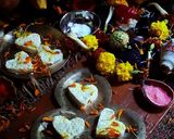 A picture of step 5 of Ice cream Sandesh.