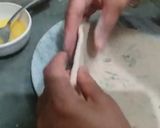 A picture of step 12 of Aloo Paratha.