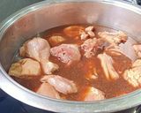 A picture of step 4 of CARAMELIZED CHICKEN (WITH JAGGERY).