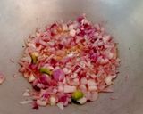 पाव भाजी (pav bhaji recipe in marathi) रेसिपी स्टेप 4 फोटो 