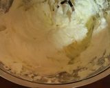 A picture of step 2 of Mini Cheesecake Cups.
