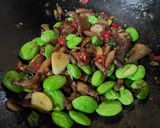 Foto langkah ke 9 dari resep Oseng baby cumi asin, ikan asin dan Pete.