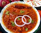 A picture of step 6 of Rajma Masala.