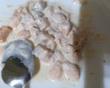 A picture of step 3 of Salmon tartare with diet cheeses, lemon, olive oil.