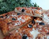 Foto del passaggio 18 della ricetta Pizza in teglia