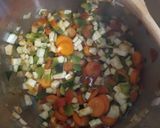 Foto del paso 3 de la receta: Lentejas con verduras en olla exprés