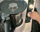 Foto del paso 1 de la receta Coca de vidre con almendras (en Thermomix)