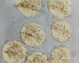 Foto del paso 1 de la receta: Chips de queso parmesano 🍪🧀