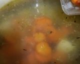 Foto langkah ke 4 dari resep Sup Oyong Tahu (tambah Bihun dan Telur).