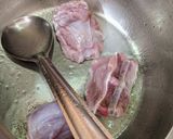 A picture of step 2 of Mutton soup.