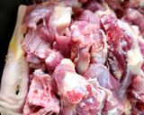 Hình bước làm 1 của món Vịt om khoai sọ