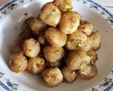 Foto langkah ke 3 dari resep Cilok goreng sambel goang.