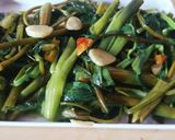 Foto langkah ke 5 dari resep Cah kangkung.