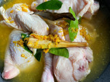 Ayam ungkep bumbu kuning