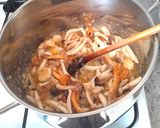 Cseh gombaleves (kulajda leves) recept fázis 3 fotója