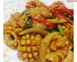 รูปขั้นตอนการทำที่ 5 ของ 🦑ปลาหมึกผัดไข่แดงเค็ม🥚