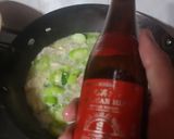 Foto langkah ke 4 dari resep Sup oyong tahu jamur.