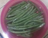 Foto langkah ke 1 dari resep Fried Baby Green Bean.
