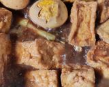 Foto langkah ke 5 dari resep Semur tahu telur betawi.