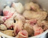 Une image de l'étape 2 de Veau mijoté aux haricots flageolets.