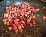 Foto del paso 3 de la receta: Garbanzos con jamón y puerro crujiente