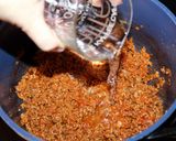 Húsos-gombás fusilli recept fázis 4 fotója