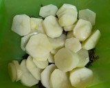 Foto del paso 2 de la receta: Gallo con salsa pesto y patatas en Lékué