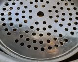 A picture of step 2 of Lahori chargha.
