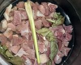 Foto langkah ke 1 dari resep Oseng Daging Mercon.