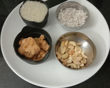 தேங்காய் நெய் கட்டி பாயசம். ரெசிபி ஸ்டேப் 1 புகைப்படம்