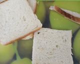 A picture of step 2 of Mini bread vada pav.